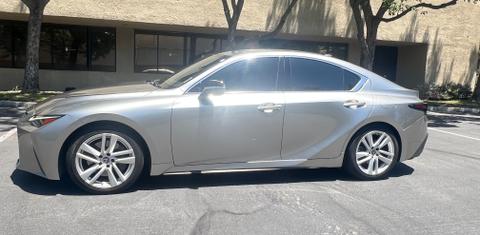 Lexus IS 2021