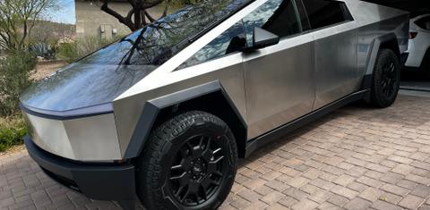 Tesla Cybertruck 2024