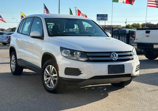 Volkswagen Tiguan car