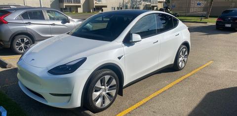 Tesla Model Y 2023