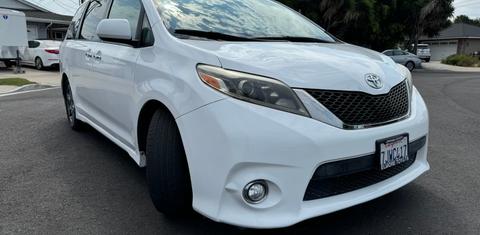 Toyota Sienna 2015
