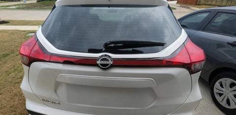 Nissan Kicks Play 2025