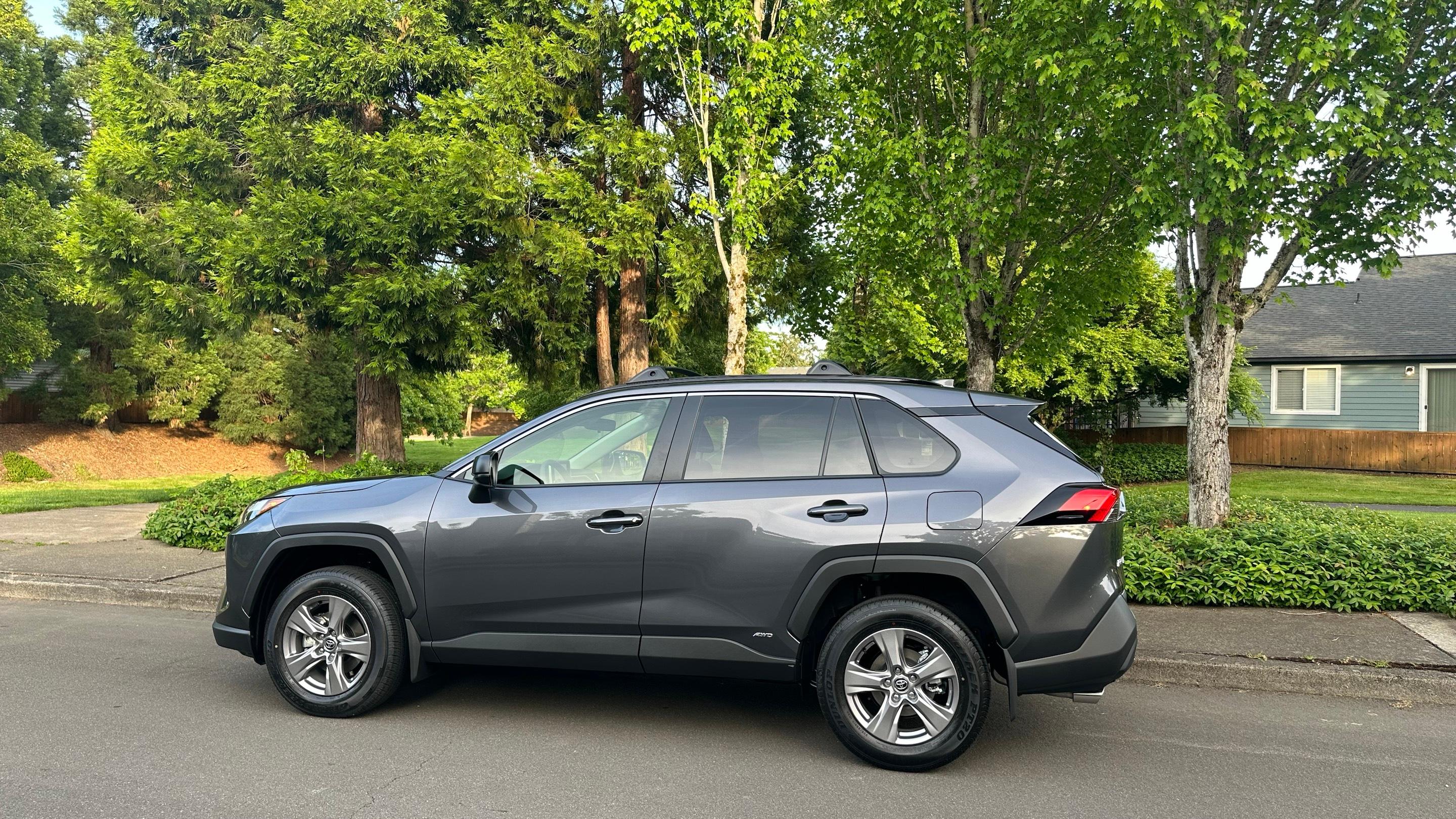 Toyota RAV4 Hybrid 2024 in Portland, OR