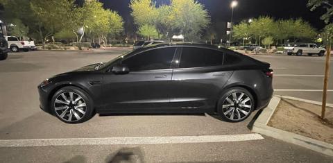 Tesla Model 3 2025