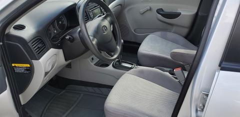 Hyundai Accent 2010