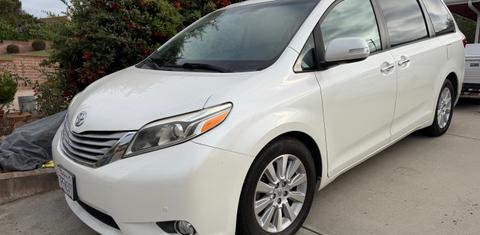 Toyota Sienna 2015