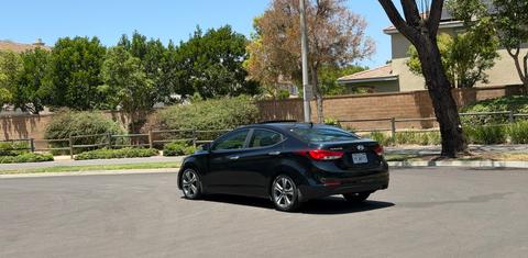 Hyundai Elantra 2015