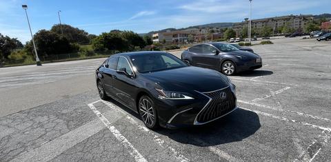 Lexus ES 2022