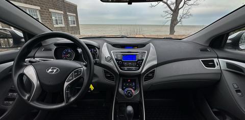 Hyundai Elantra 2013