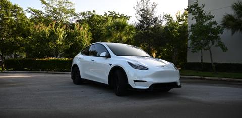 Tesla Model Y 2021