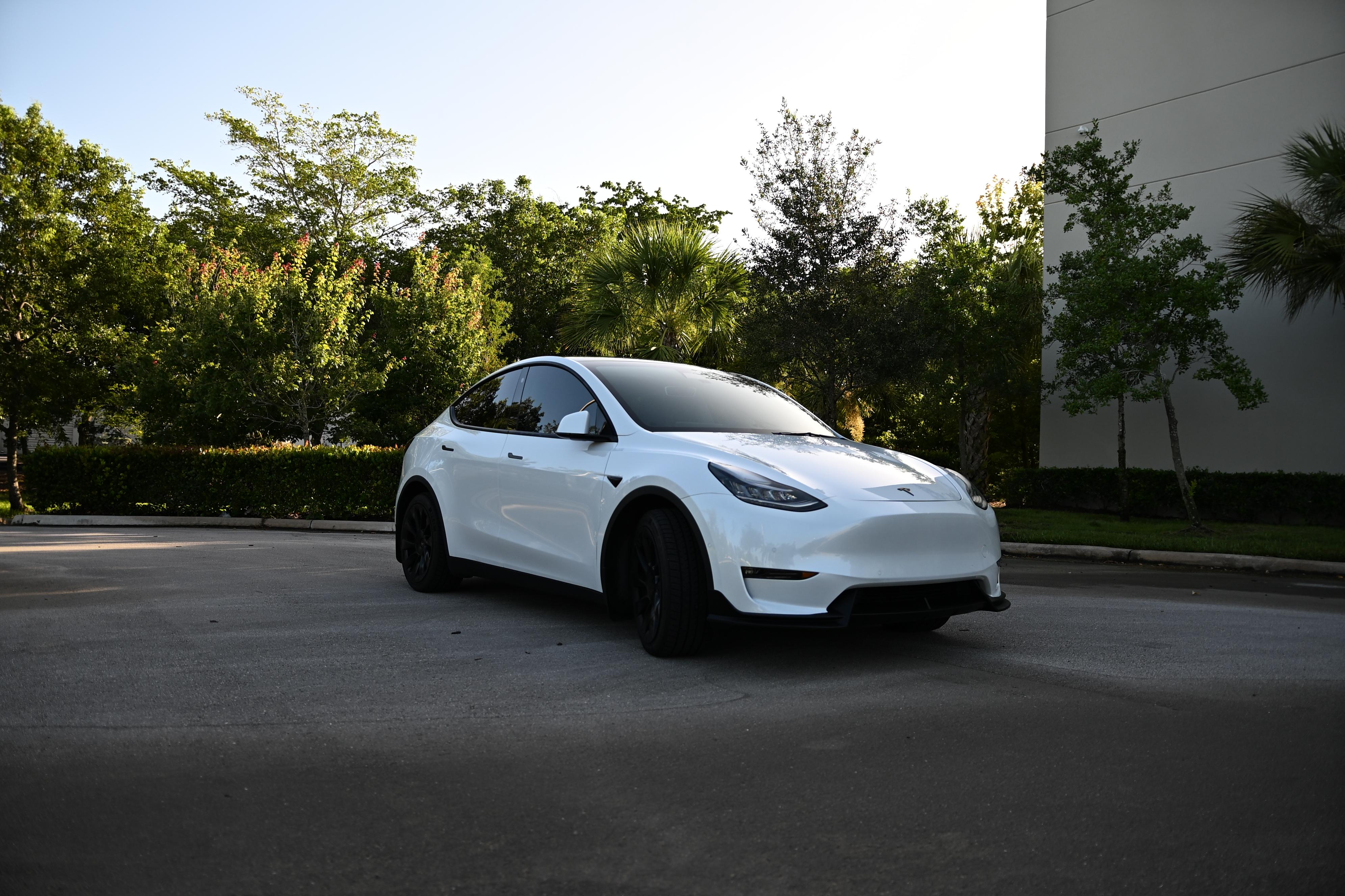Tesla Model Y 2021 in 