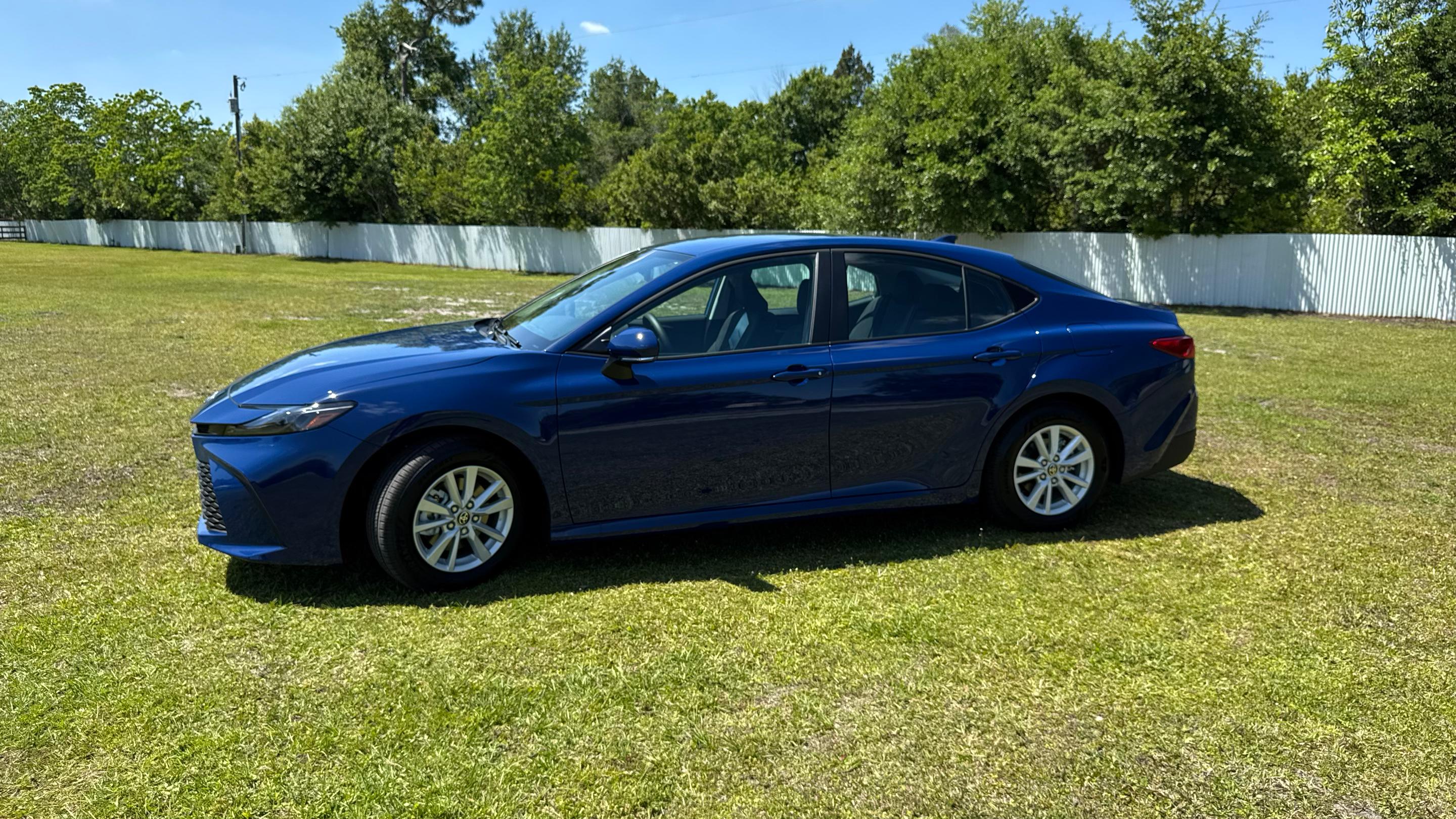 Toyota Camry Hybrid 2026 in 
