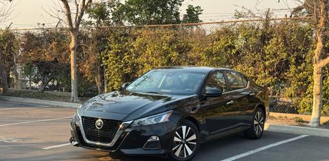 Nissan Altima 2021