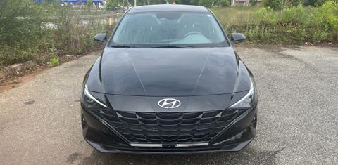 Hyundai Elantra 2022