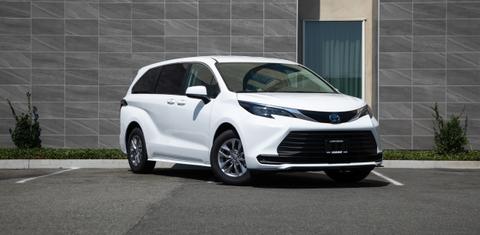 Toyota Sienna 2025