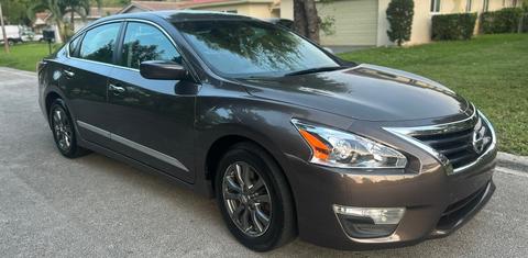 Nissan Altima 2015