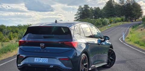 CUPRA BORN 2023