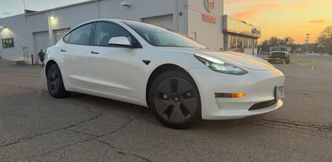 Tesla Model 3 2023