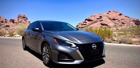 Nissan Altima 2025