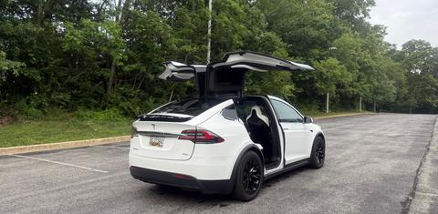 Tesla Model X 2016