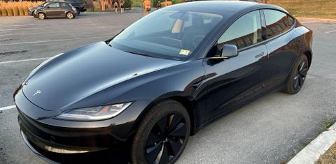 Tesla Model 3 2024