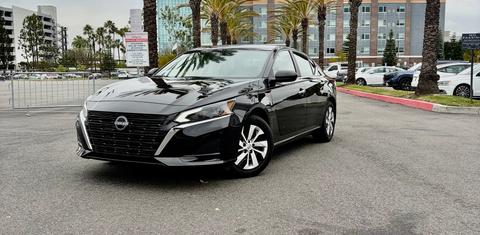 Nissan Altima 2025