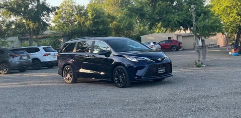 Toyota Sienna 2024