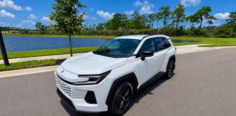 Toyota RAV4 Hybrid 2026