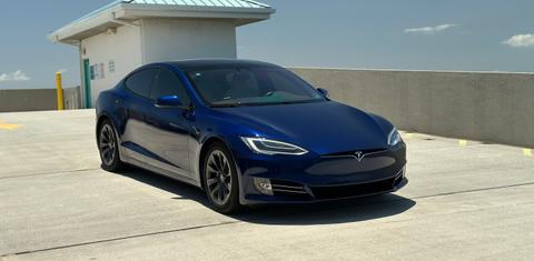 Tesla Model S 2019