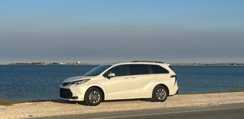 Toyota Sienna 2023