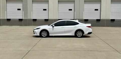 Toyota Camry Hybrid 2025
