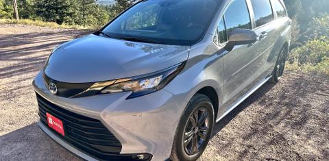 Toyota Sienna 2024