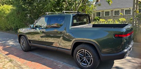 Rivian R1T 2025
