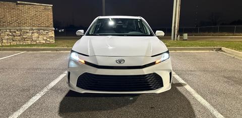 Toyota Camry Hybrid 2025