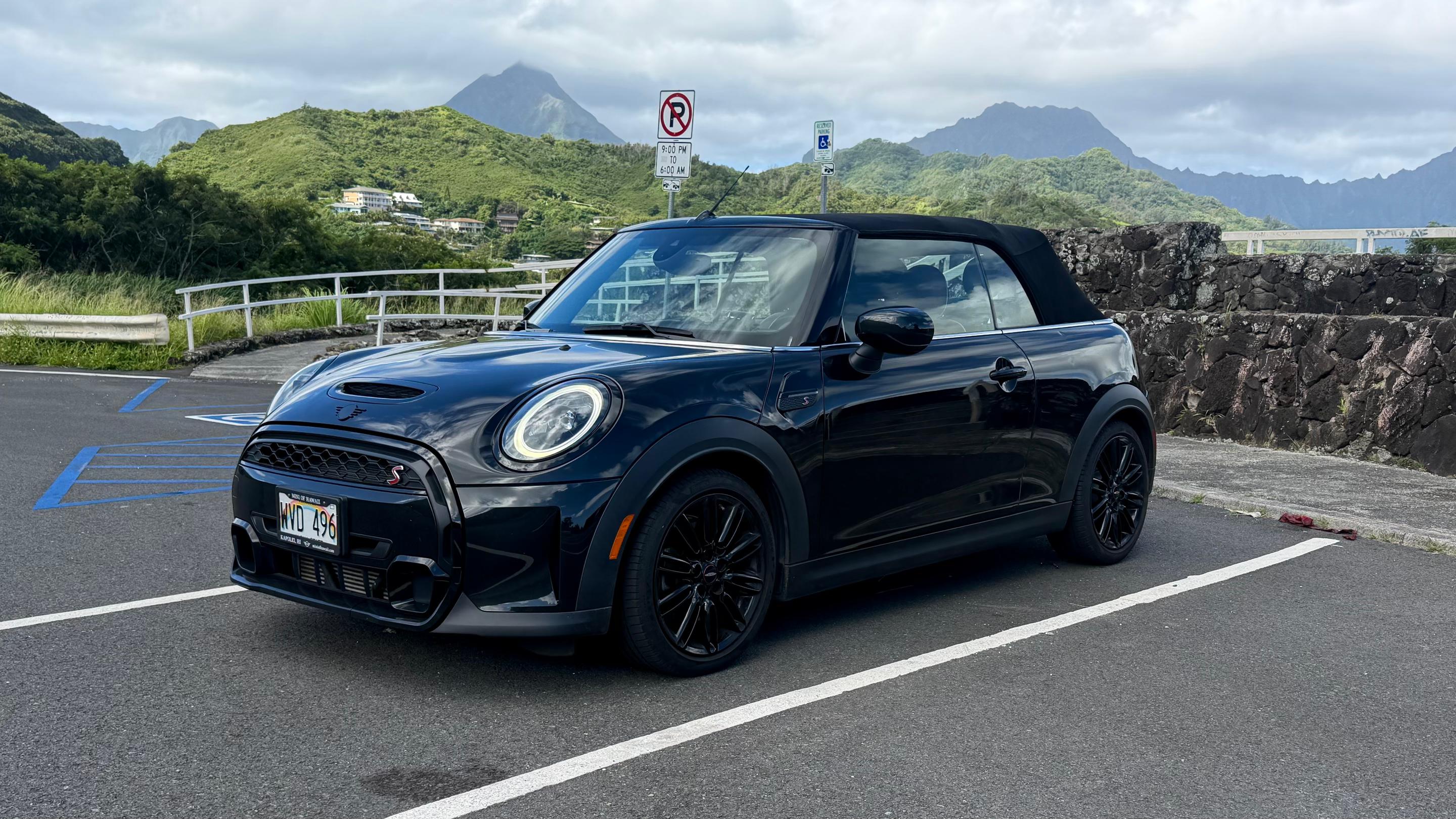 MINI Convertible 2023 in Kaneohe, HI