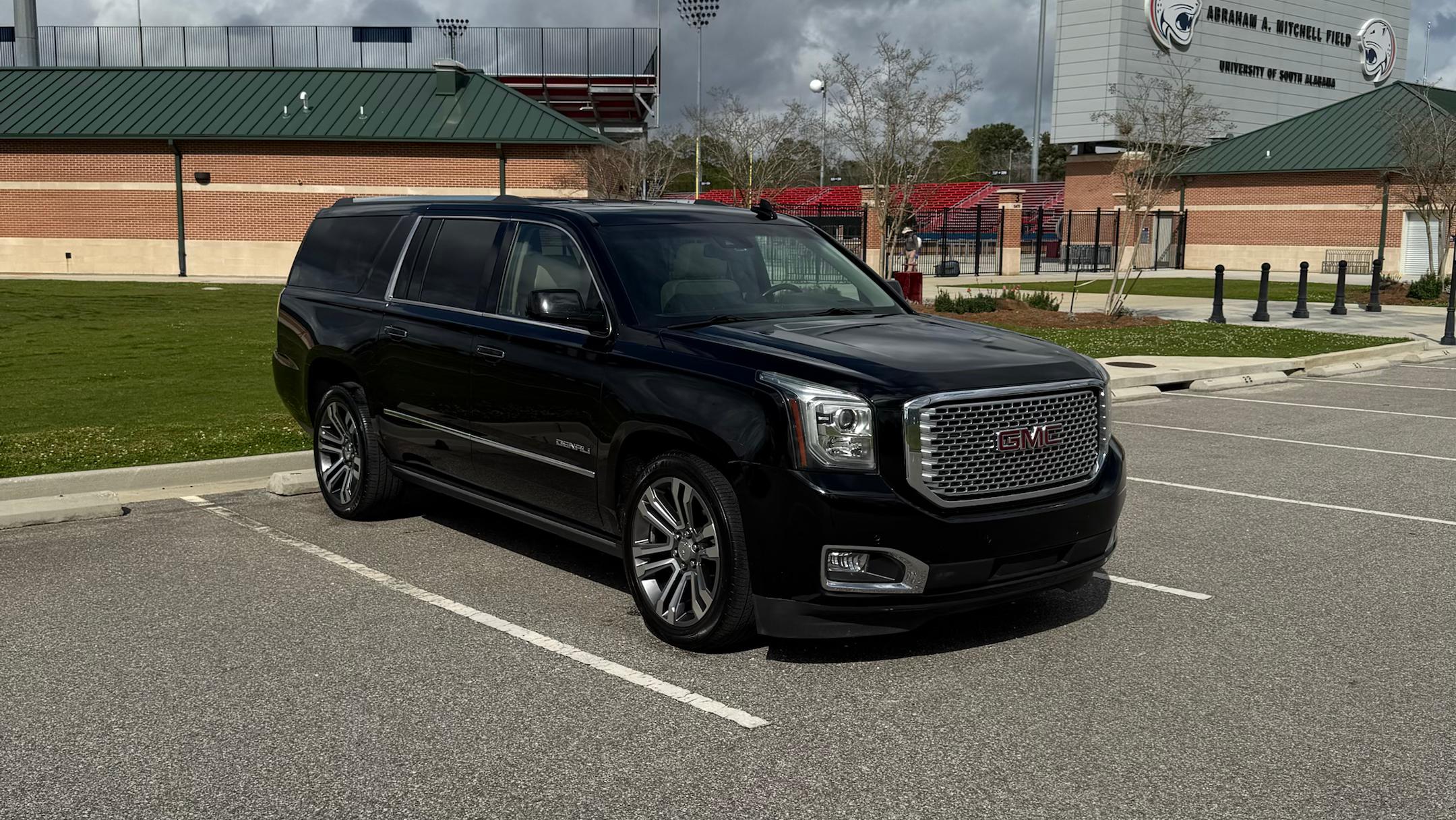 GMC Yukon XL 2017 in Mobile, AL