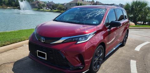 Toyota Sienna 2024