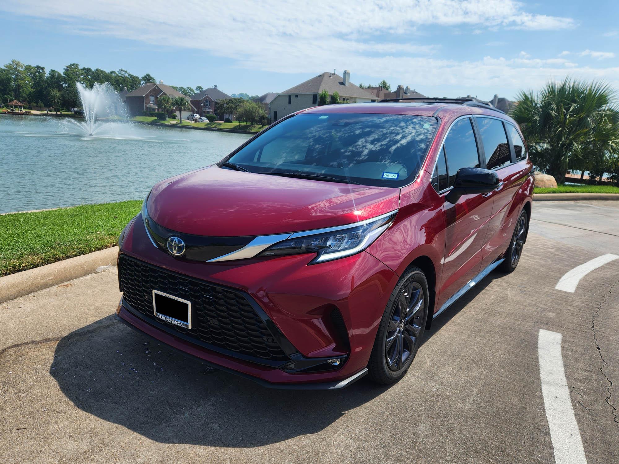 Toyota Sienna 2024 in Cypress, TX
