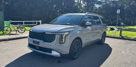 Kia CARNIVAL 2024