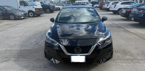 Nissan Versa 2021