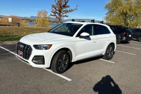 Audi Q5 2021 in Aurora