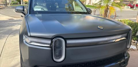 Rivian R1S 2025