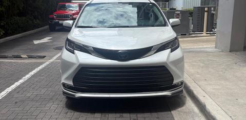 Toyota Sienna 2023