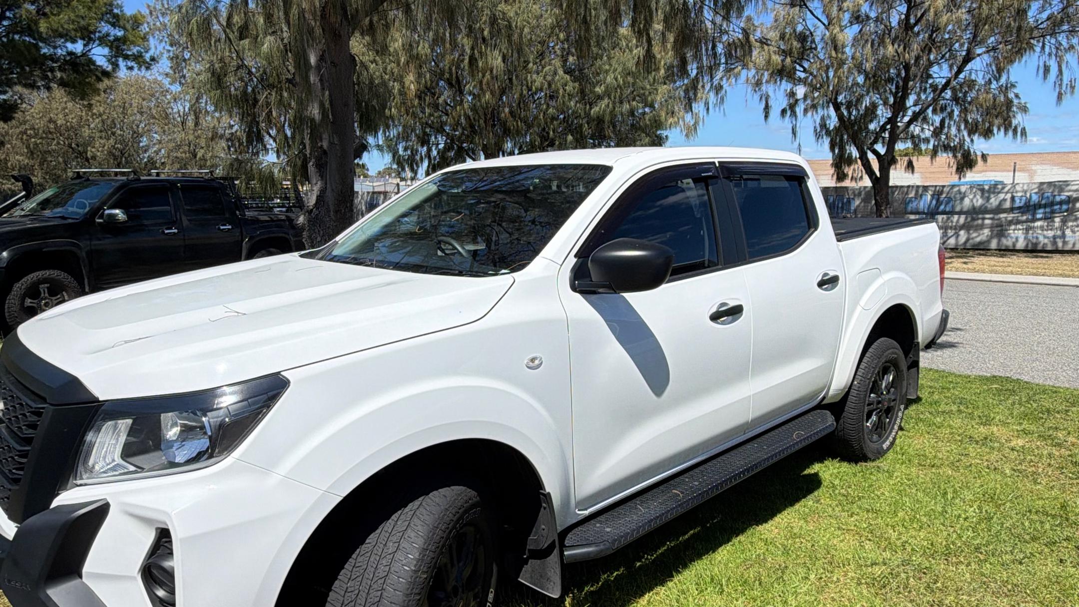 Nissan NAVARA 2024 in Como