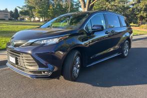 Toyota Sienna car