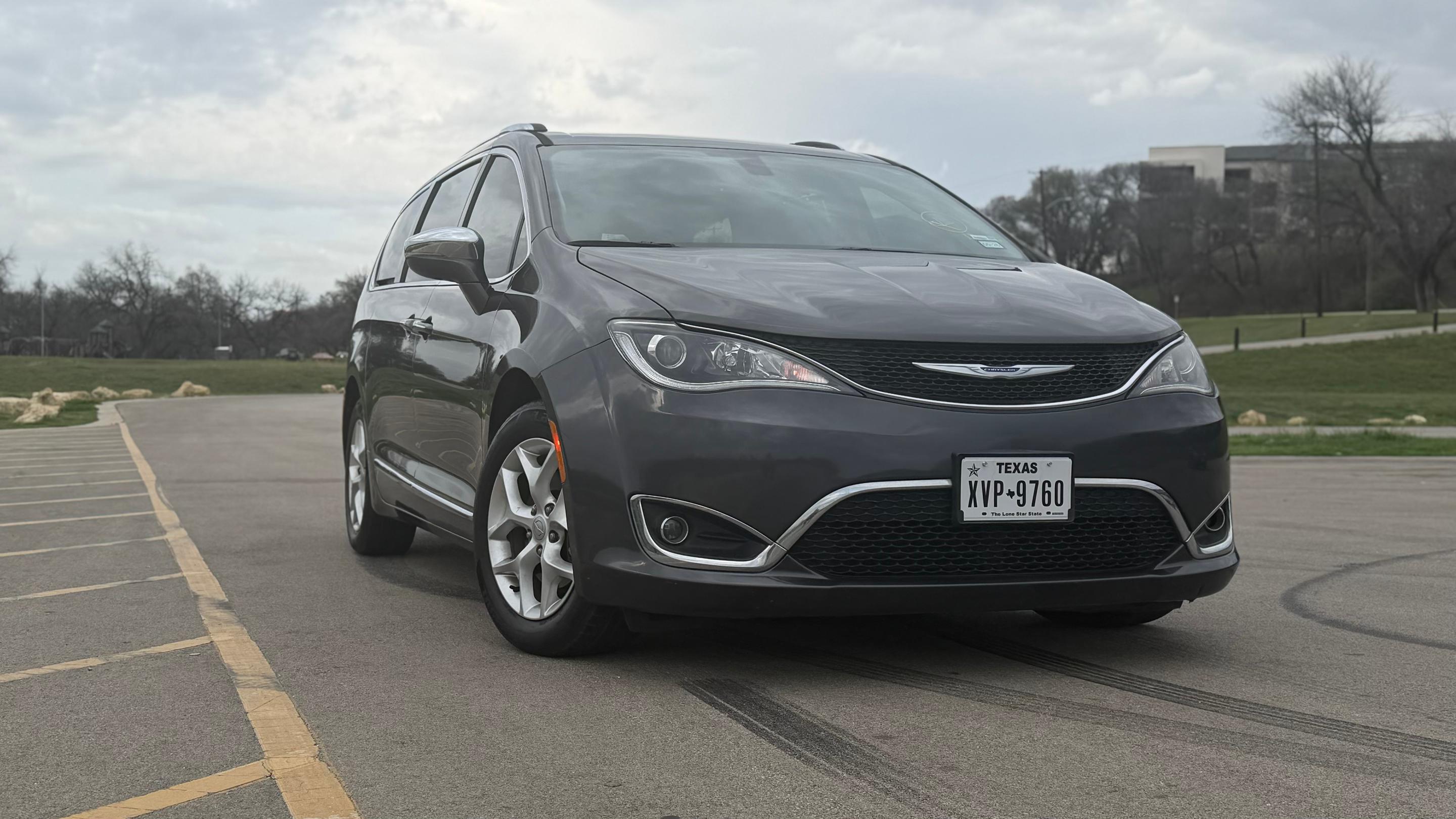 Chrysler Pacifica 2020 in Fort Worth, TX
