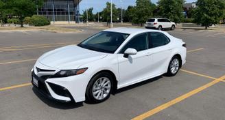 Toyota Camry 2022 — Options de location de voitures à Mississauga, ON