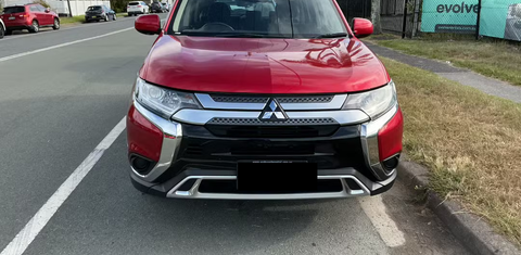Mitsubishi OUTLANDER 2020