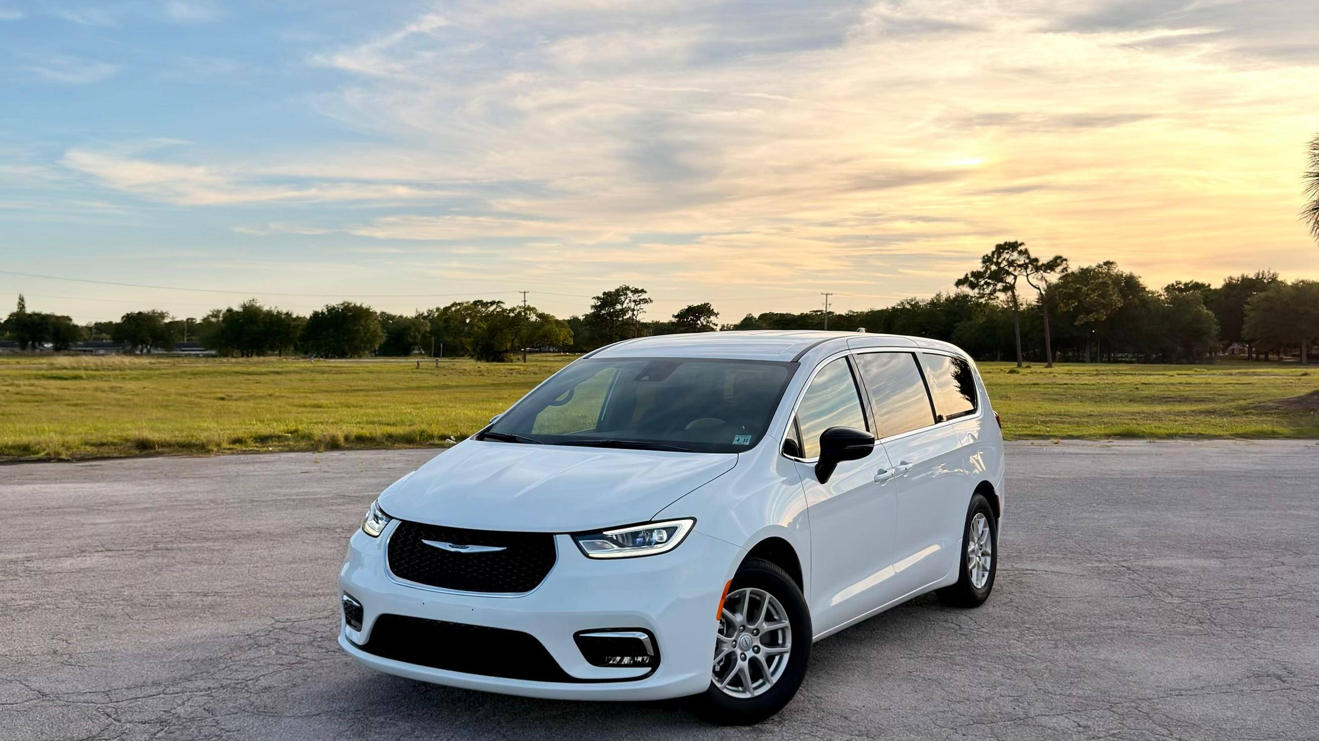 Chrysler Pacifica 2026 in Orlando, FL