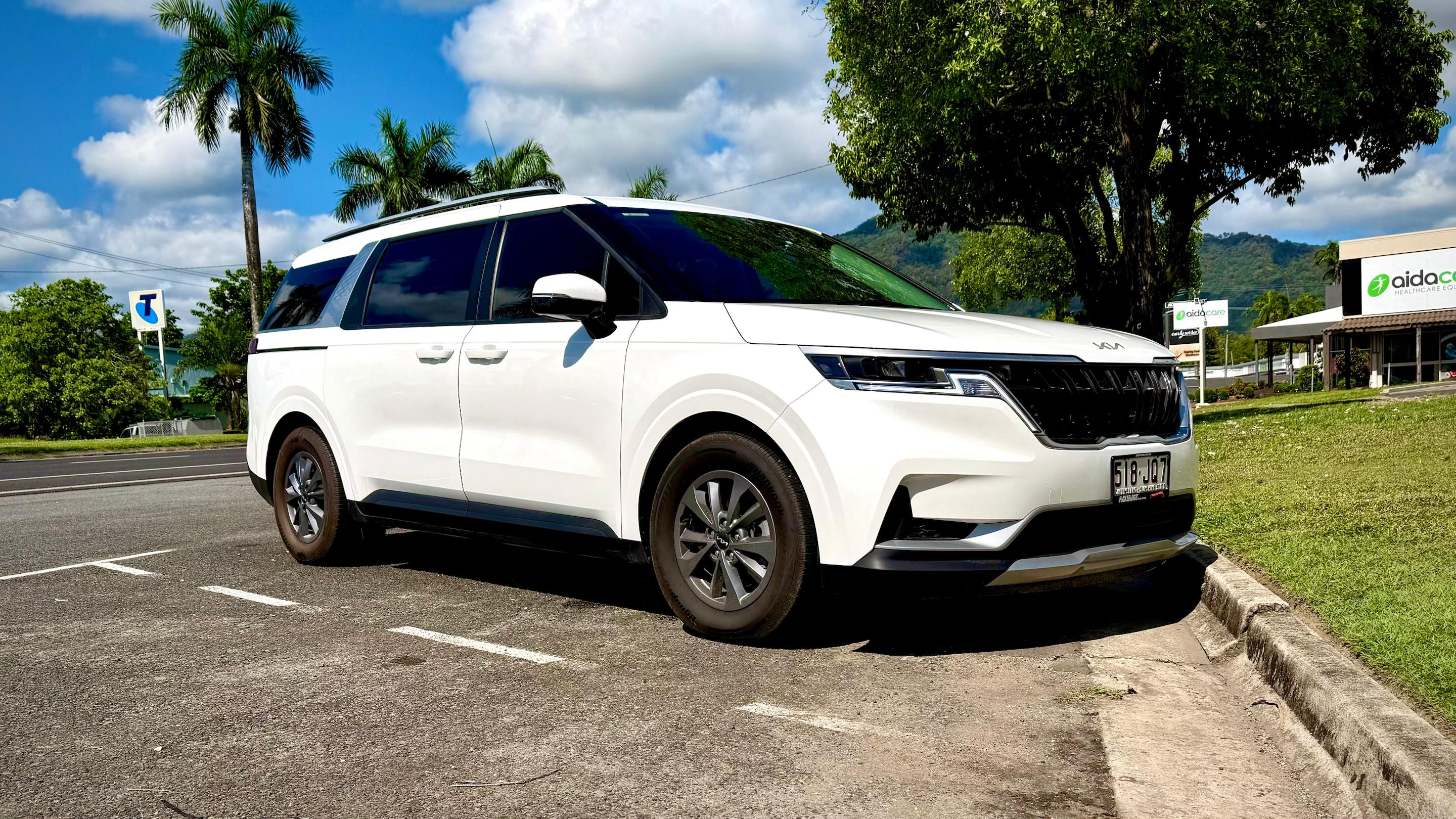 Kia CARNIVAL 2024 in Cairns City